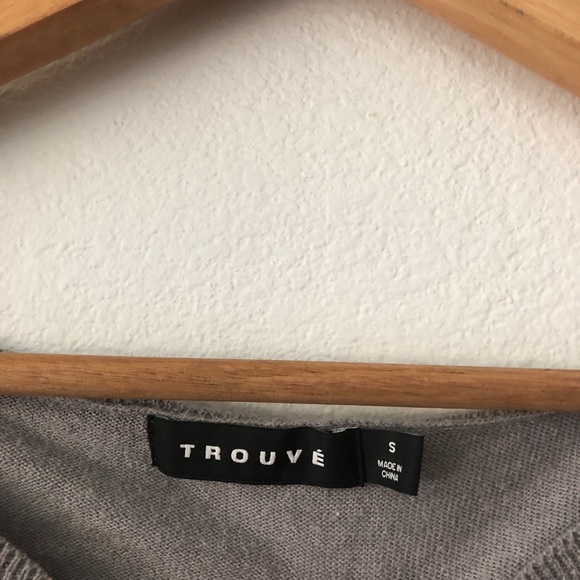 TROUVE Cropped Long Sleeve Lightweight Sweater - Picture 2 of 3